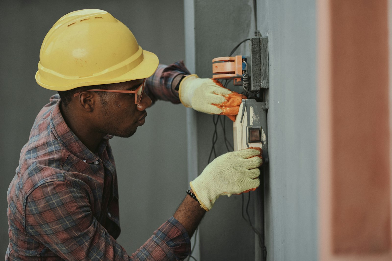 MEP and HVAC manpower